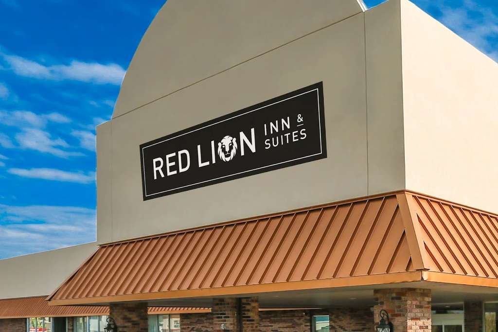 اقامت راحت و خاطره‌انگیز در Red Lion Inn & Suites آدارزویل